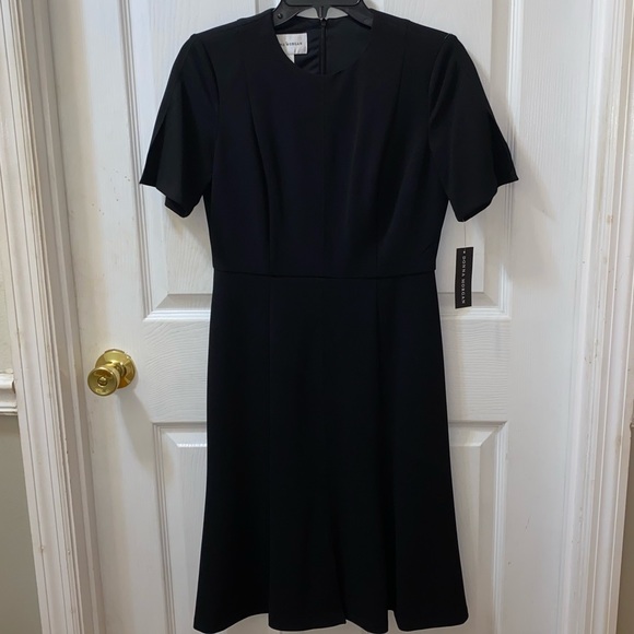 NWT Donna Morgan LITTLE BLACK DRESS Short Sleeve, crew neck, Fit & Flare - Picture 7 of 9